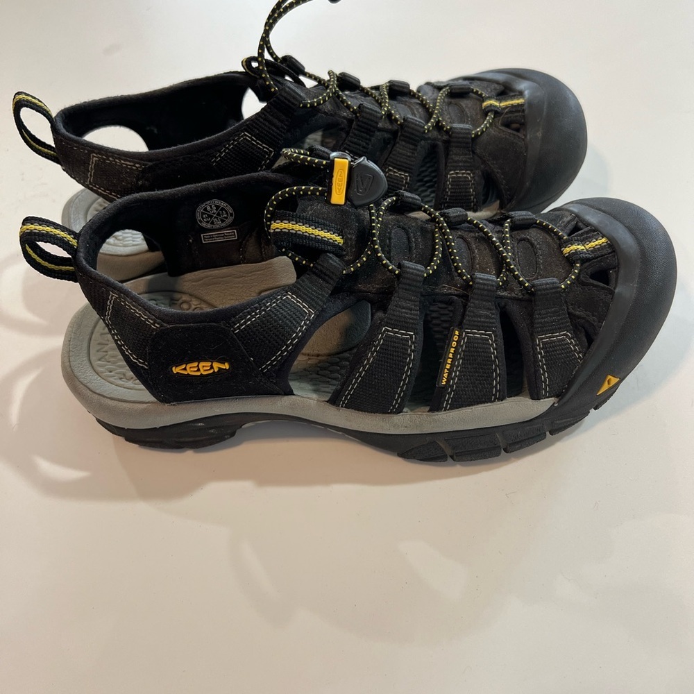 Keen Black and Yellow Outdoor Sandals - Picture 3 of 11